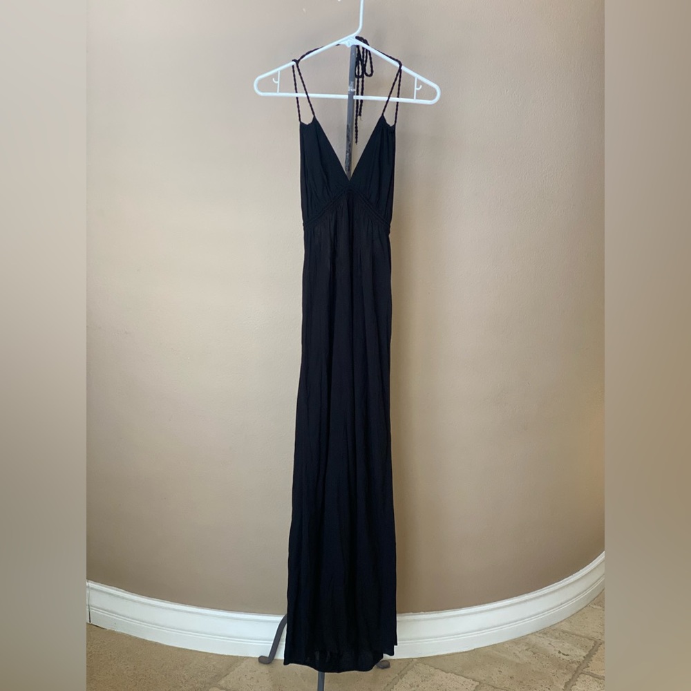 Lovestitch Black Halter V-Neck Maxi Dress
